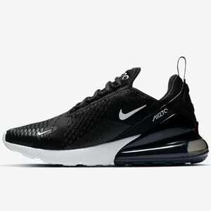 EUC like new Nike Airmax 270 in black and white, sz 10.5